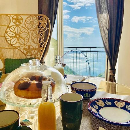 Апартаменты Borgo Virginia - Sea View In Amalfi Coast Виетри Экстерьер фото