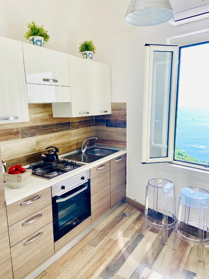 Апартаменты Borgo Virginia - Sea View In Amalfi Coast Виетри Экстерьер фото